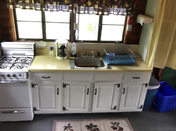 Cabin D Kitchen area